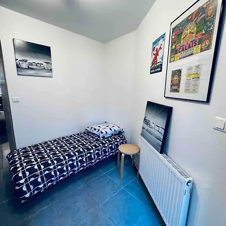 Studio 3 Personnes Centre Ville, Avec Cour Calais Exterior photo