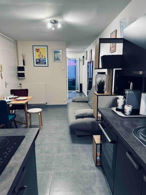Apartment 3 Personnes Centre Ville, Avec Cour